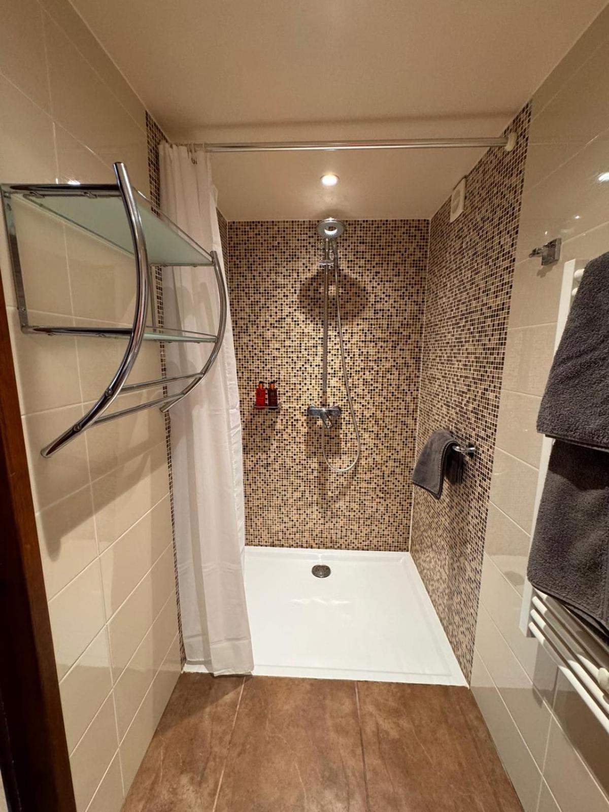 Maison Des Etoiles D'hotes Adult Only Holiday home Verrieres (Aveyron)